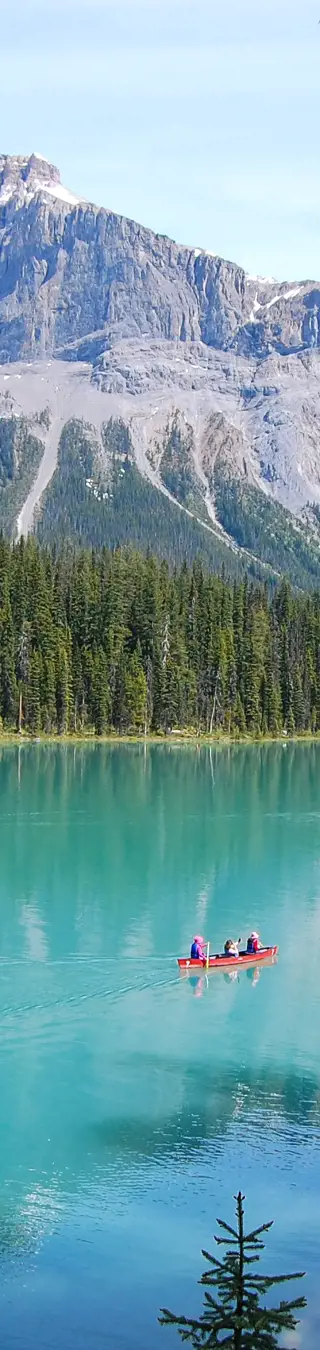 Besuche den einzigartigen Emerald Lake